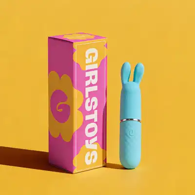 Girls Toys - Bunny Touch Blue. Jasnoniebieski silikonowy stymulator łechtaczki z króliczymi uszami. Przyjemny design i pełnia doznań z 10 trybami wibracji