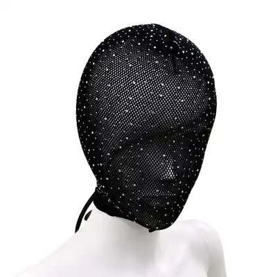 O-Products - Lace Hood Shiny Diamonds - Siateczkowa maska z diamencikami i wiązaniem z tyłu. Idealna do stylizacji fetyszowych i role-play.