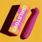 Girls Toys - Wibrator Courchevel. Różowy z zakrzywioną końcówką do stymulacji punktu G. 10 funkcji wibracji i jedwabiście miękki silikon!