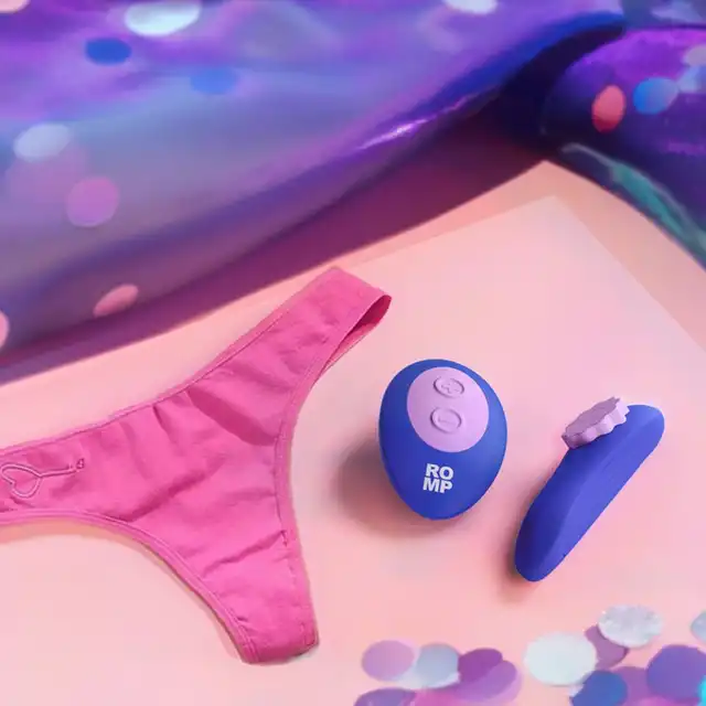 Romp - Party - Nowoczesny wibrator do bielizny, zaprojektowany z myślą o dyskretnej stymulacji i pełnej swobodzie użytkowania. 7 poziomów wibracji, cicha praca, wodoodporność IPX7.
