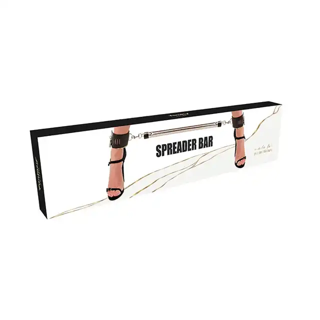 Fantasy Fetish - Spreader Bar with Ankle Cuffs - Metalowa rozpórka z kajdankami na kostki - efektowne połączenie stworzone do zabaw bondage.