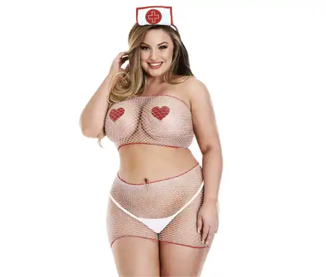 Baci premiera kostiumów w wersji plus size. Pokojówki, pielęgniarki, policjantki.