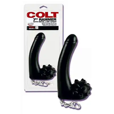 Colt - 7" Rammer Black. Czarne dildo z kolcami na jądrach. 
